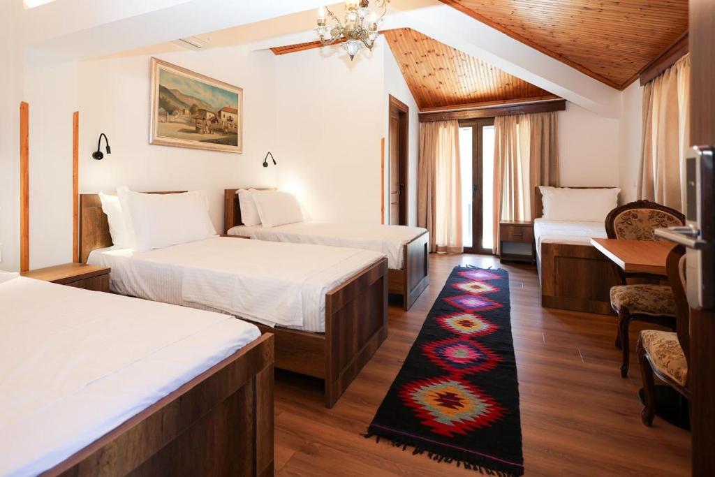 Quadruple room at Villa Starova